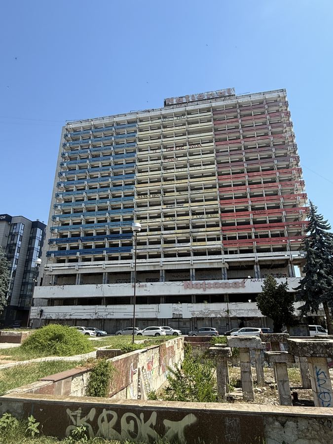 Hotelul National
