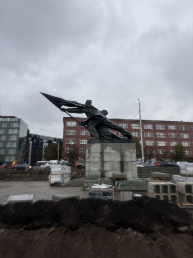Monument to the Fighters of 1905 — Soviet Monumental Sculpture, Riga