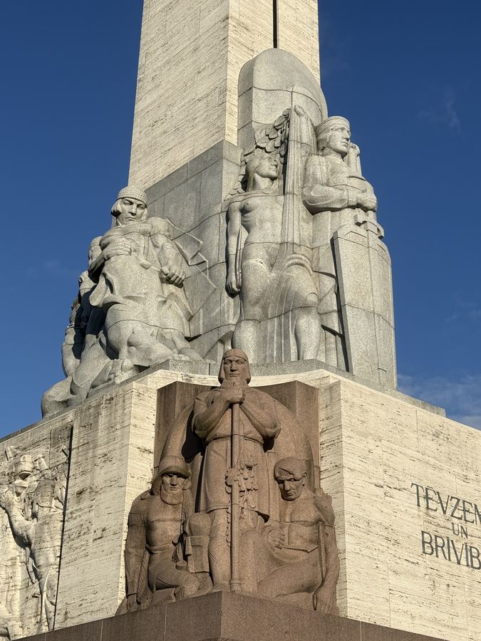 The Freedom Monument — Art Deco / National Romanticism, Riga