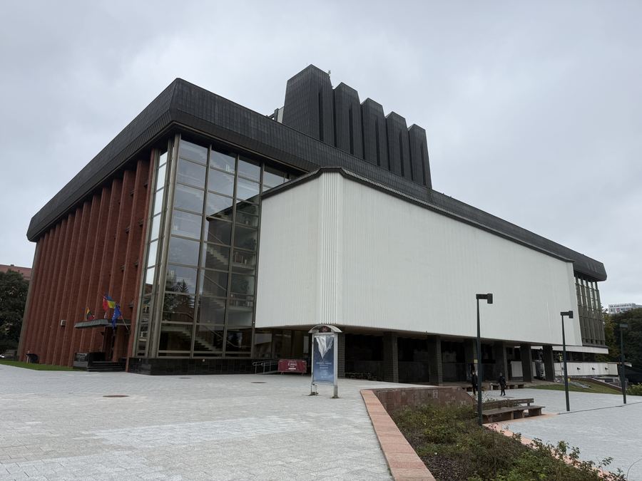 National Opera and Ballet Theatre — Soviet Modernism, Vilnius