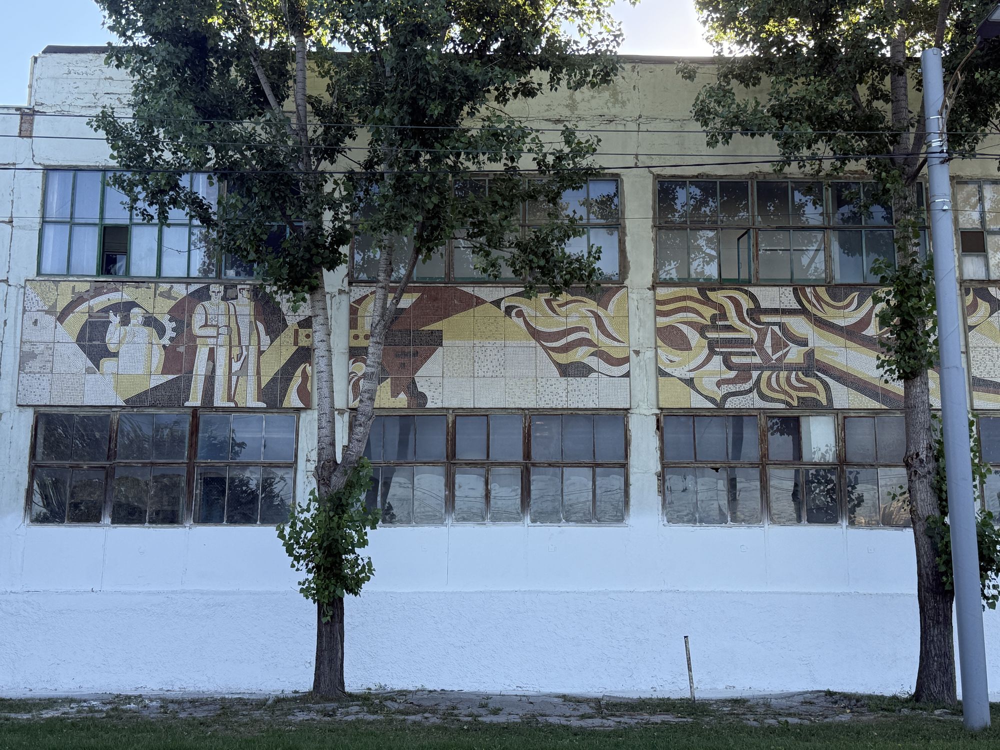 Mosaic of a Powerplant, Chisinau